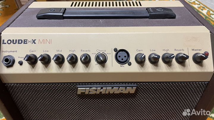 Комбоусилитель Fishmann loudbox mini