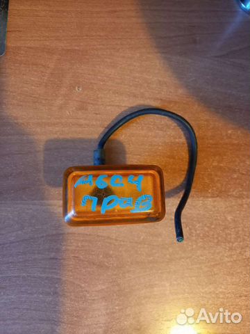 Правый повторитель Audi A6 C4