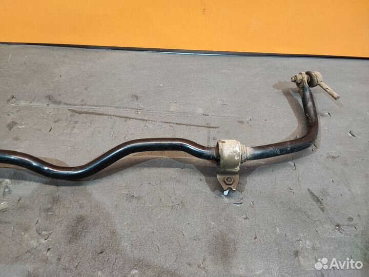 Стабилизатор передний Volkswagen Tiguan 5N1