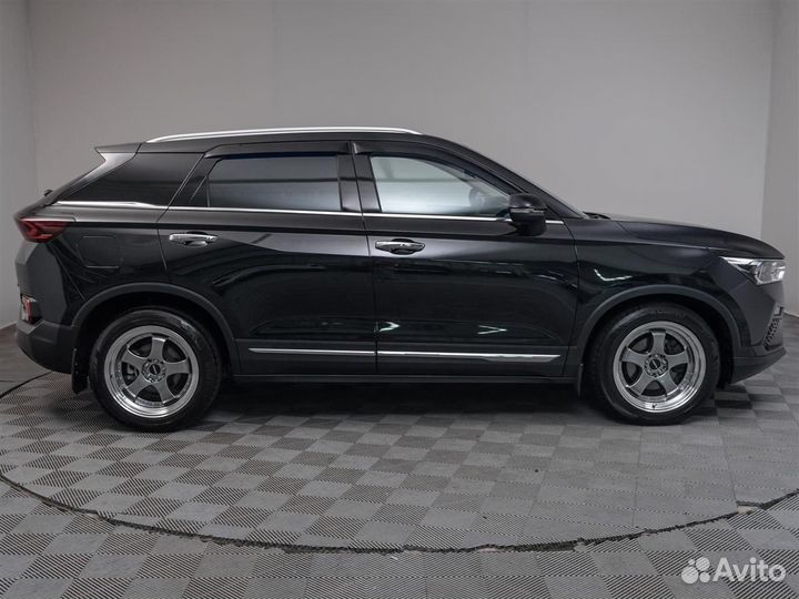 FAW Bestune T77, 2022