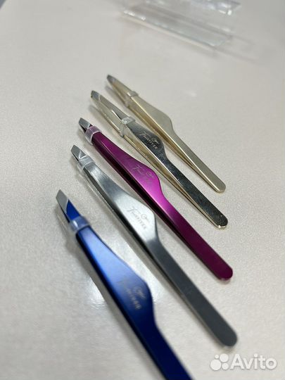 Пинцет для бровей