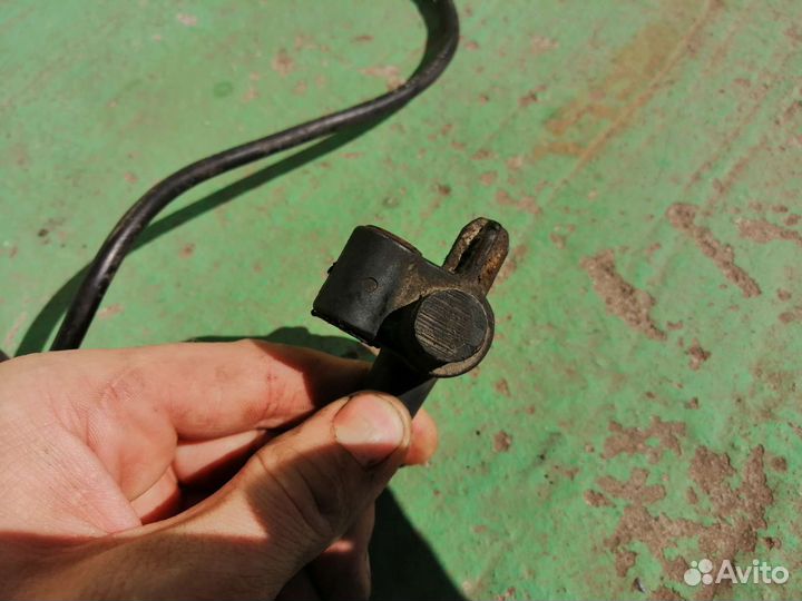 Датчик абс передний Форд Мондео 2