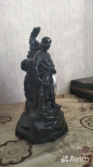 Часы механические фигурные СССР предмет декора