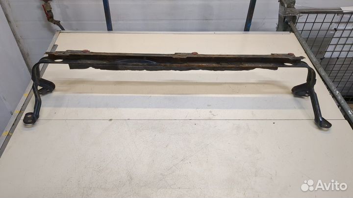 Балка под радиатор Volvo C30, 2010