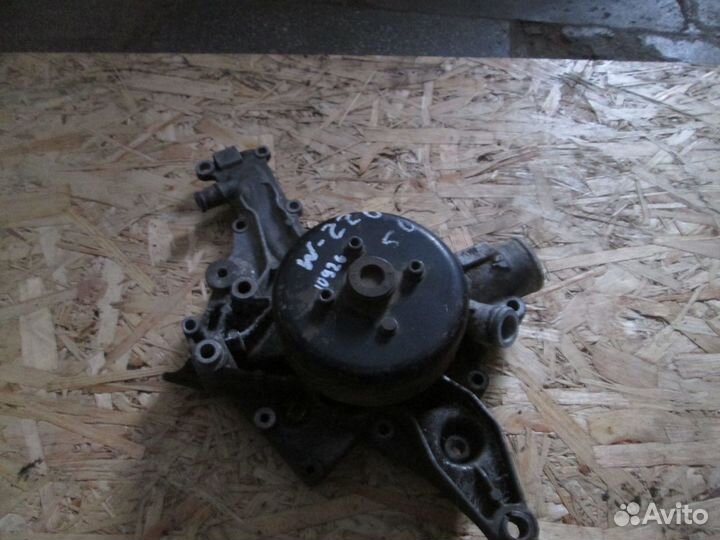 Помпа системы охлаждения Mercedes S-Klasse W220