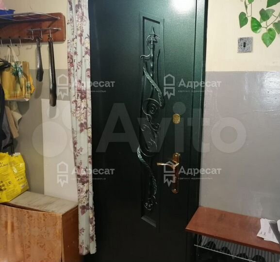 Комната 12 м² в 4-к., 5/5 эт.