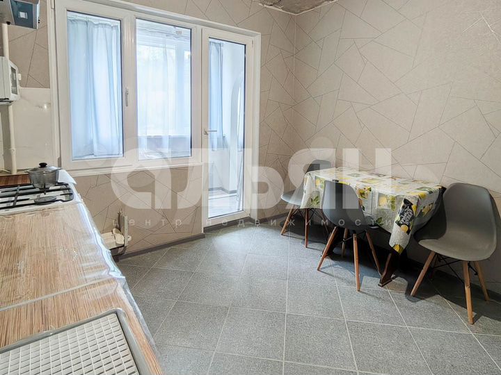 3-к. квартира, 74,4 м², 1/9 эт.