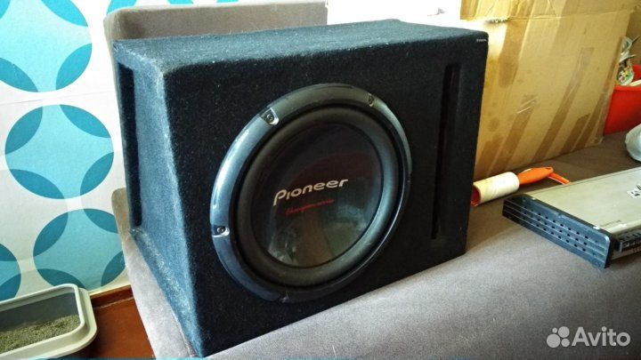 Комплект - усилитель, сабвуфер, провода