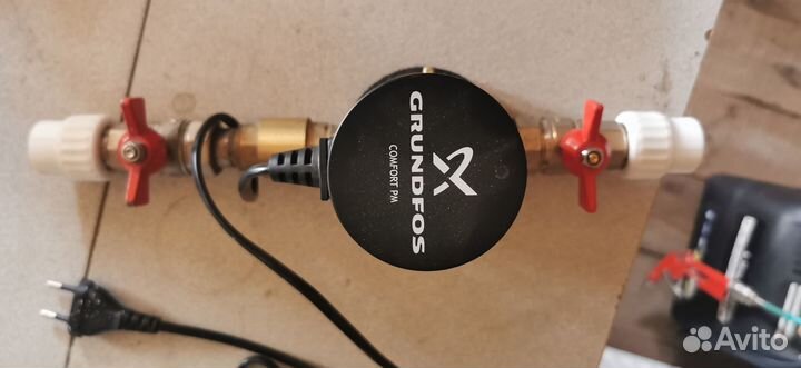 Циркуляционный насос Grundfos comfort 15-14 B PM R