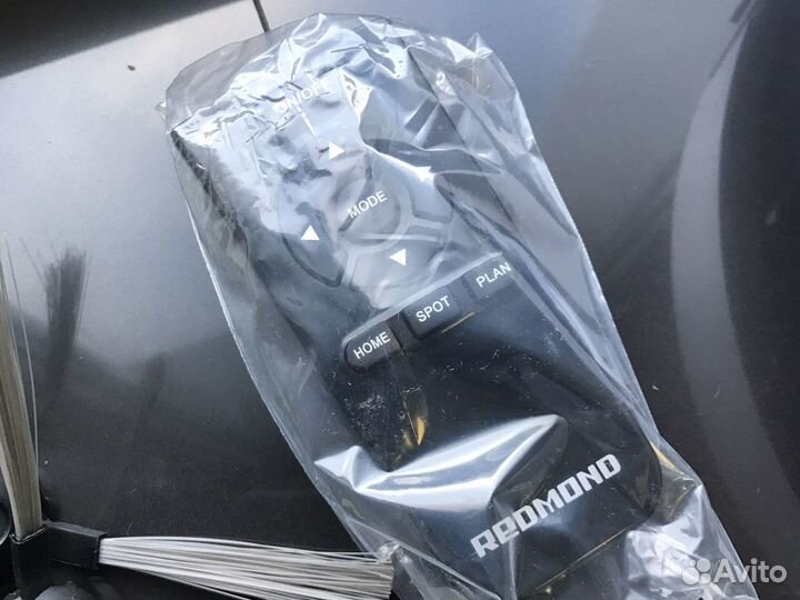 Робот-пылесос redmond RV-R450