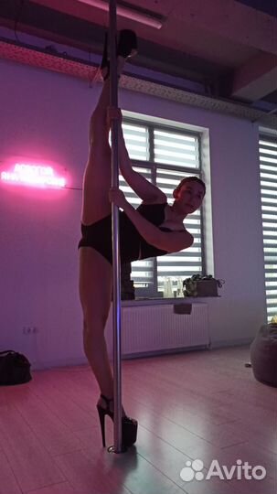 Уроки танцев, растяжки, дефиле, позирования