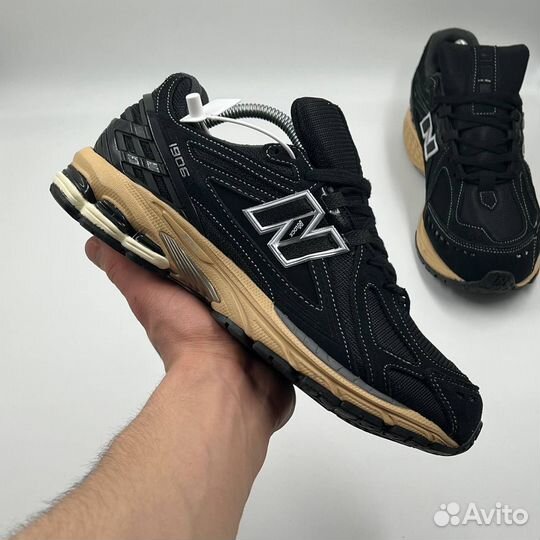 Кроссовки New Balance 1906R