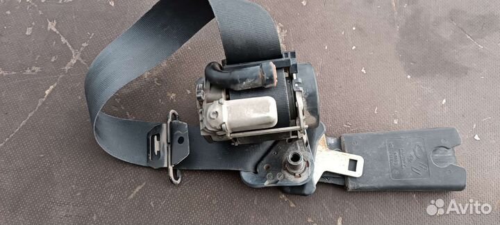 Ремень безопасности передний правый Рено Флюенс