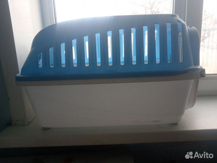 Переноска для животных пластиковая