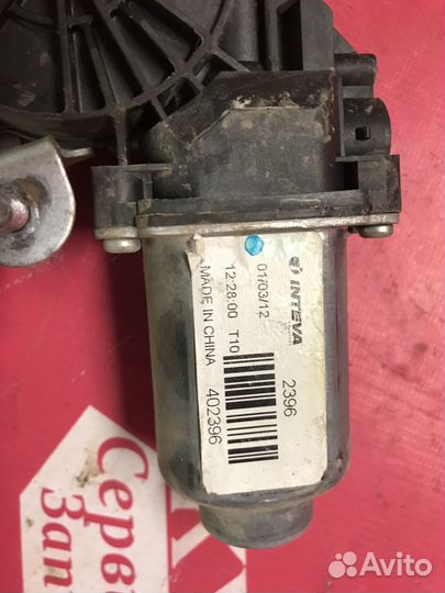 Стеклоподъёмник задний левый Хундай Солярис 1