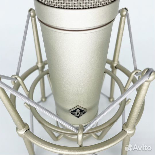 Студийный ламповый микрофон ARK tube