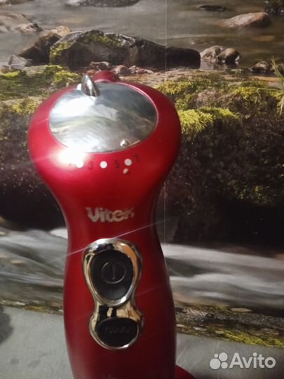 Погружной блендер vitek VT-1458 /б/у/рабочий