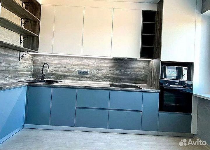 Кухня в потолок