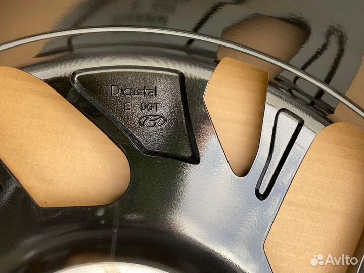 Диски оригинальные Hyundai R17 5x114.3