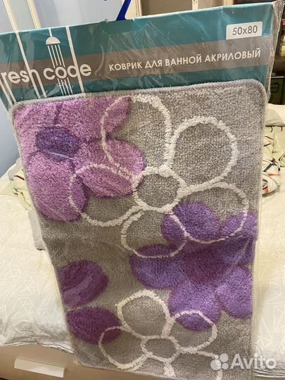 Акриловый коврик в ванную