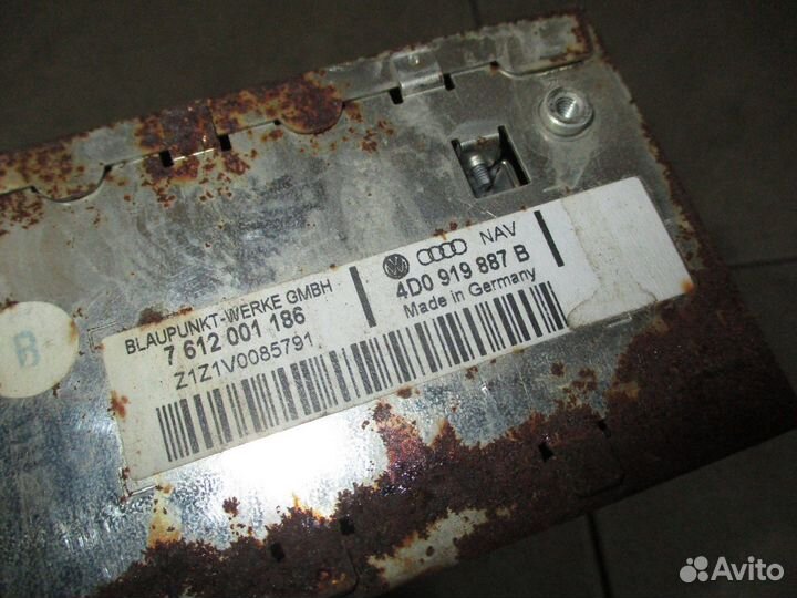 Проигрыватель CD/DVD VW Passat (B5)