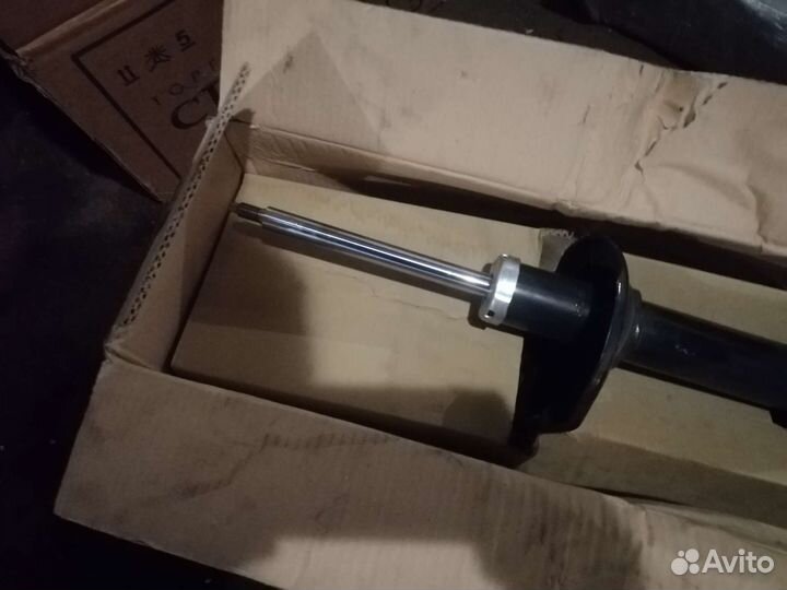 Амортизатор задний правый Hyundai Accent