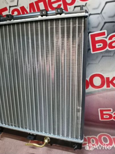 Радиатор охлаждения передний Mitsubishi Outlander