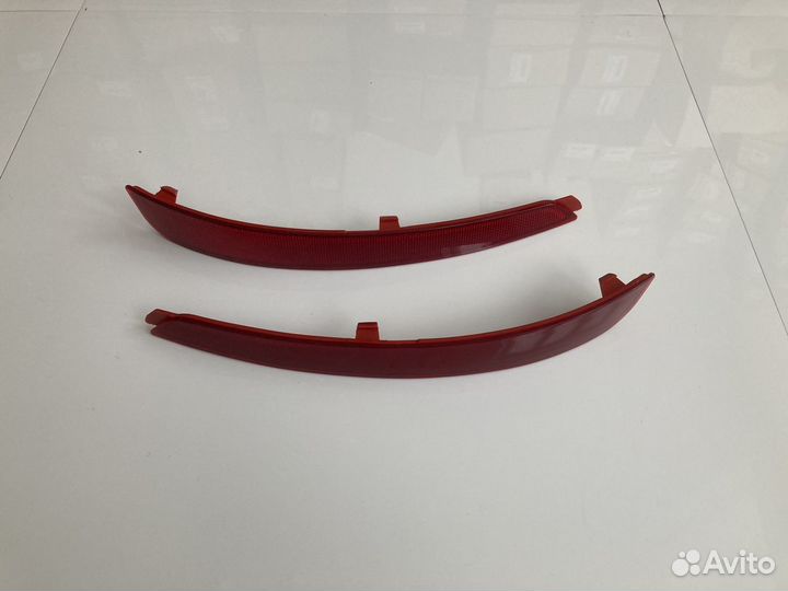 Отражатель в задний бампер (1шт) Skoda Octavia А7