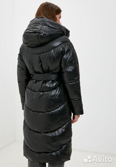 Пуховик зимний длинный женский