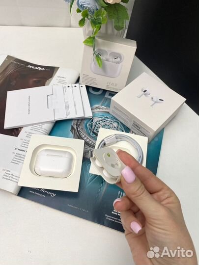 Наушники AirPods Pro