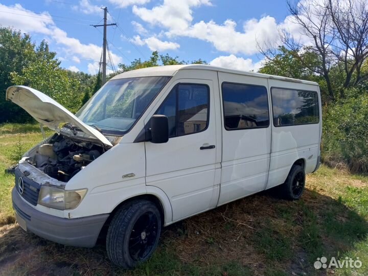 Mercedes-Benz Sprinter 2.2 МТ, 1996, 568 818 км