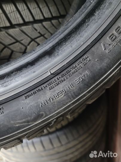 Goodyear UltraGrip Performance 235/45 R19 99V