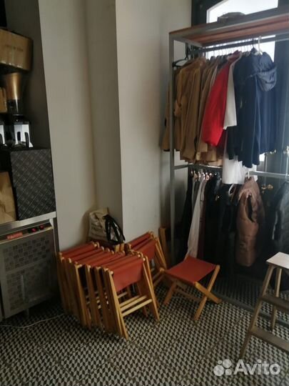 Гардеробщик в ресторан