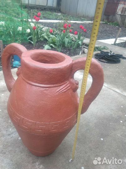 Бетонные уличные вазоны ручной работы