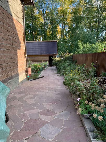 Таунхаус 120 м² на участке 5 сот.