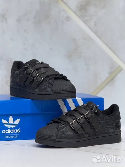 Adidas Superstar