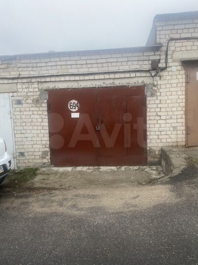 Гараж, > 30 м²