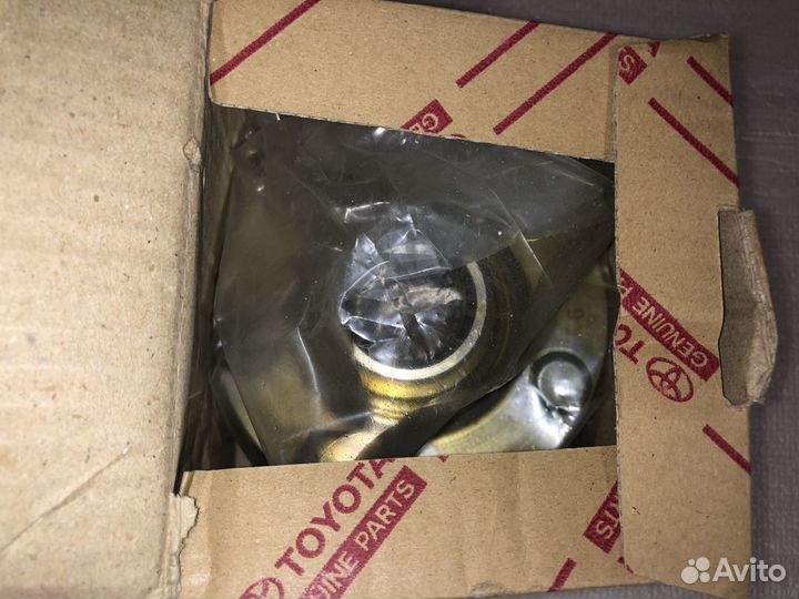 Ступица передняя toyota camry SV20 4350232050