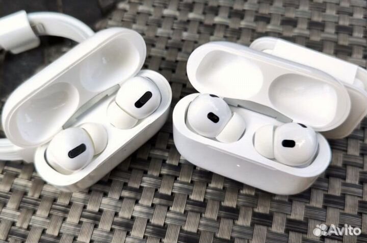 AirPods Pro 2 поколения (Гарантия + Чехол)