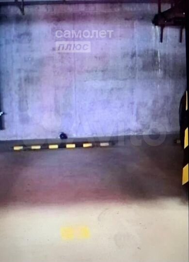 Машиноместо, 24 м²