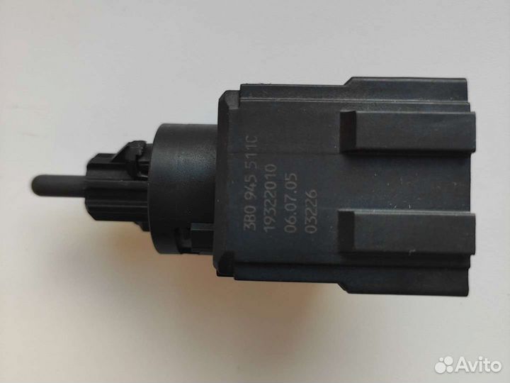 Концевик педали тормоза ауди а6 с6