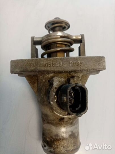 Термостат Opel