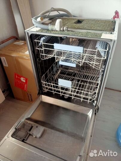 Посудомоечная машина Beko bin 5832 60 см бу