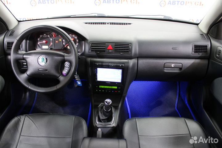 Skoda Octavia 1.6 МТ, 2009, 240 122 км