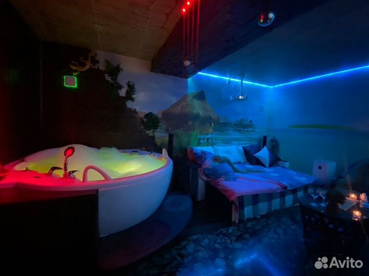 Романтическое spa свидание для двоих в джакузи