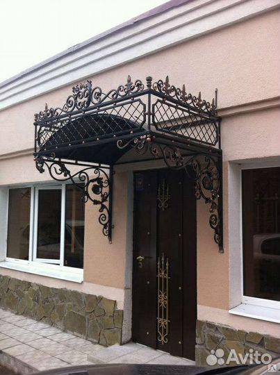 Козырек над крыльцом металл