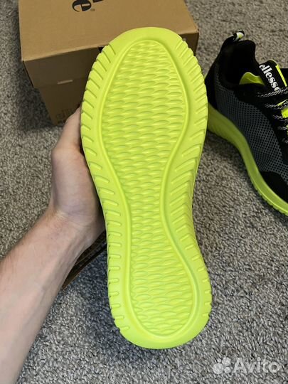 Кроссовки Ellesse новые, оригинал (7,5uk)