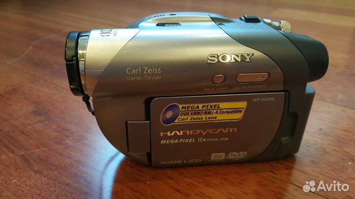 Видеокамера sony handycam DCR-dvd205e