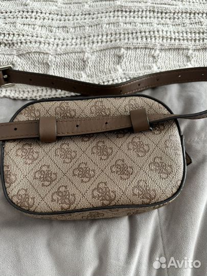 Поясная сумка Guess