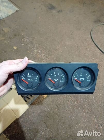Доп приборы audi 80